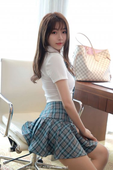 h小说总裁边开会边做